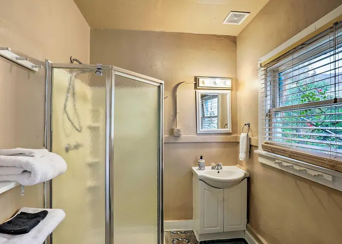 Walkable Group Getaway In Bisbee: 4-unit Bundle! * Bisbee